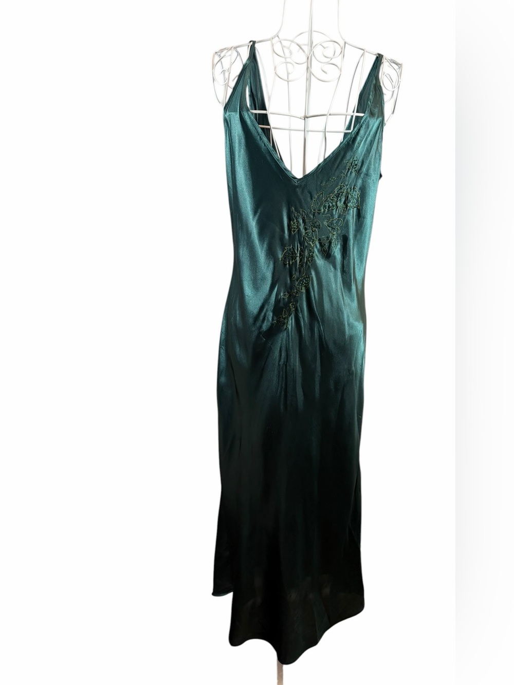 VTG Dark Emerald Green Satin Slip Dress & Robe Set with Floral Embroidery Size M